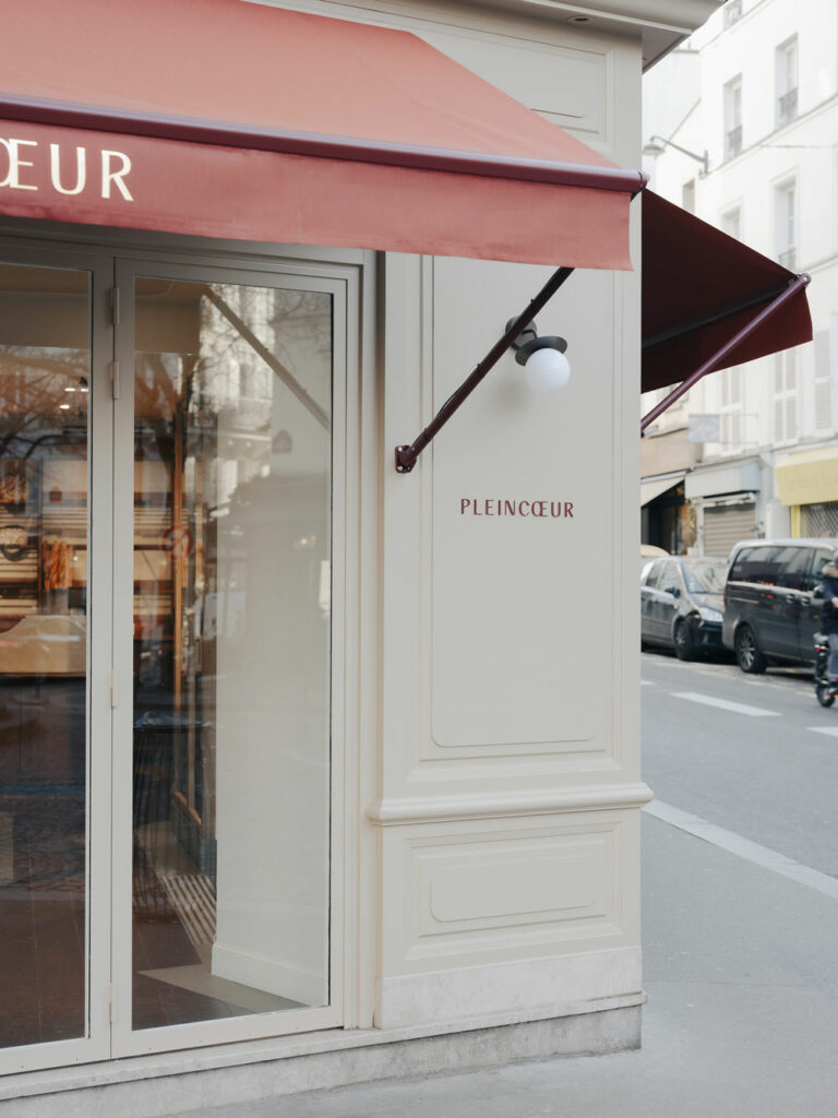 ateliersauav-paris-pleincoeur-facadedetail