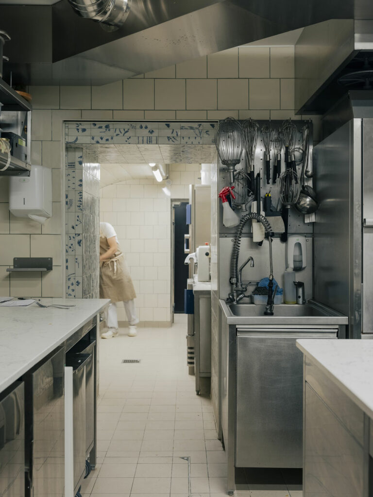 ateliersauav-paris-pleincoeur-labo2