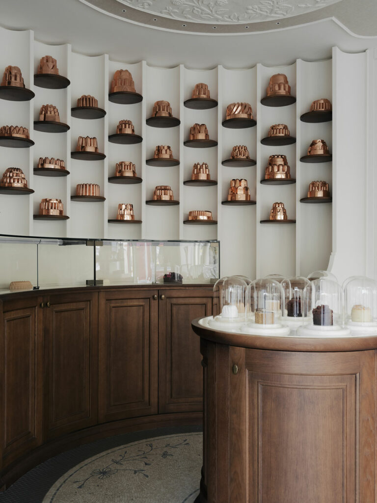 ateliersauav-paris-pleincoeur-muralpatisserie